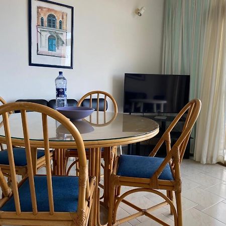 Sea Front Apartment At Mellieha Bay, Malta! Exteriör bild