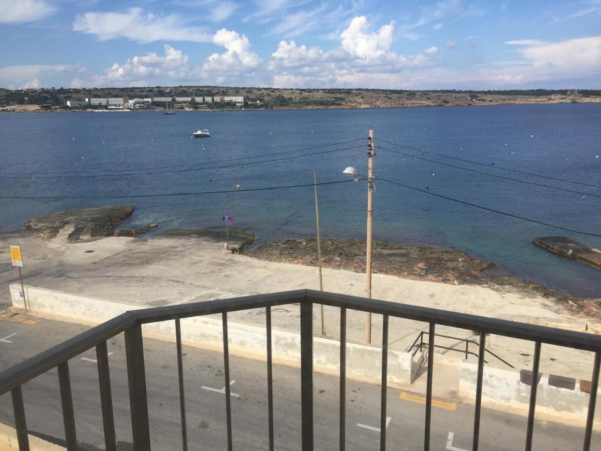 Sea Front Apartment At Mellieha Bay, Malta! Exteriör bild
